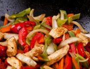 Chicken stir fry with red peppers onion and green beans